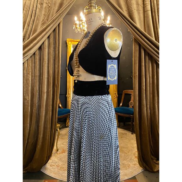 vintage 1970s 2 piece maxi skirt and cropped vest, accordion pleat gingham, xs - Picture 8 of 10